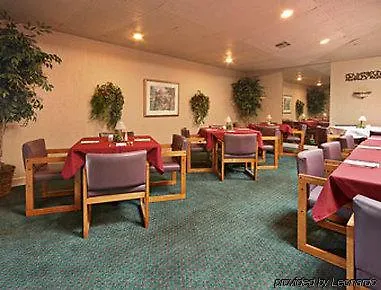 Days Inn By Wyndham Clinton 